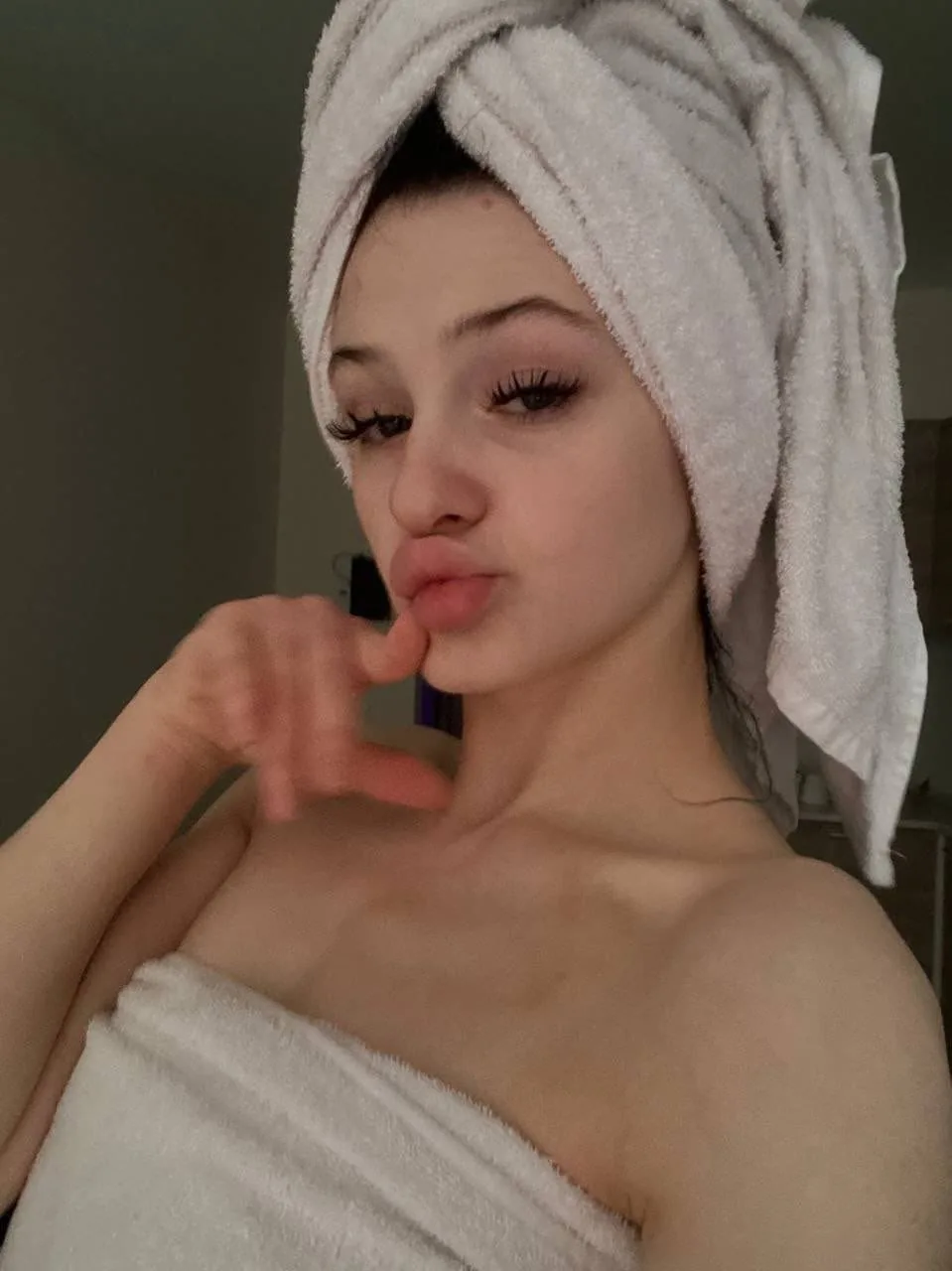 Leyla - Başakşehir Escort
